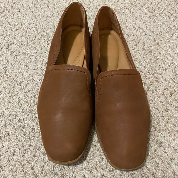 Clarks Pure Hall Tan Leather Loafer - Picture 5 of 13